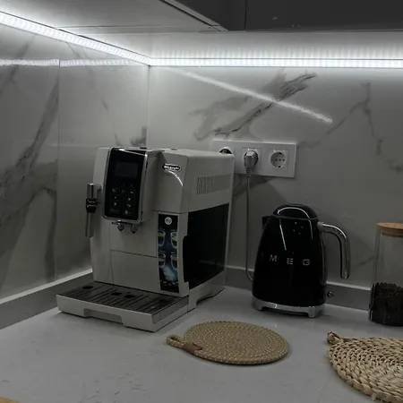 Modern And Exclusive 50m From Sea Center Appartement