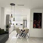 Modern And Exclusive 50m From Sea Center Апартаменты Торевьиа