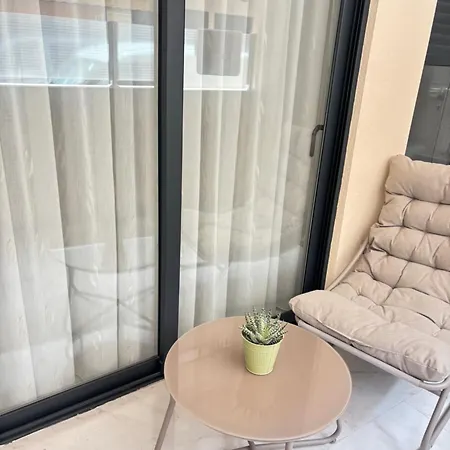 Modern And Exclusive 50m From Sea Center Апартаменты