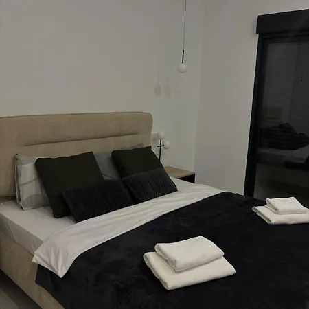 Modern And Exclusive 50m From Sea Center * Торевьиа