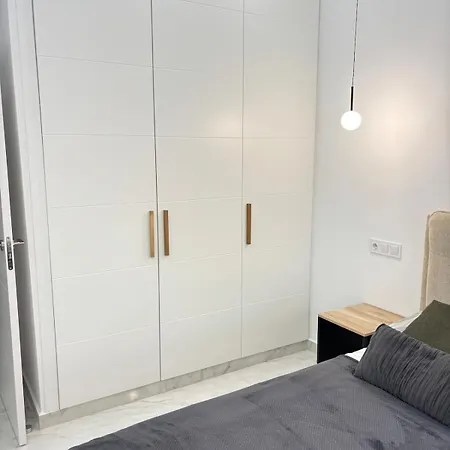 Modern And Exclusive 50m From Sea Center * Торевьиа